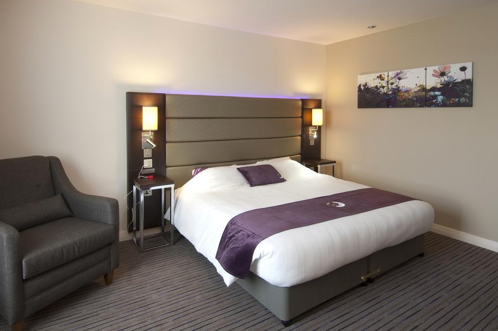Premier Inn Peterborough - Ferry Meadows Dış mekan fotoğraf