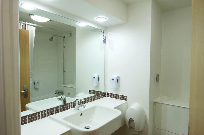 Premier Inn Peterborough - Ferry Meadows Dış mekan fotoğraf